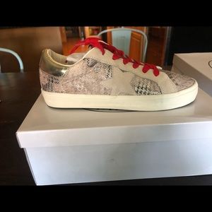 Steve Madden Sneakers